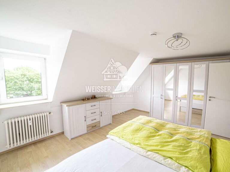 Schlafzimmer Ansicht 1